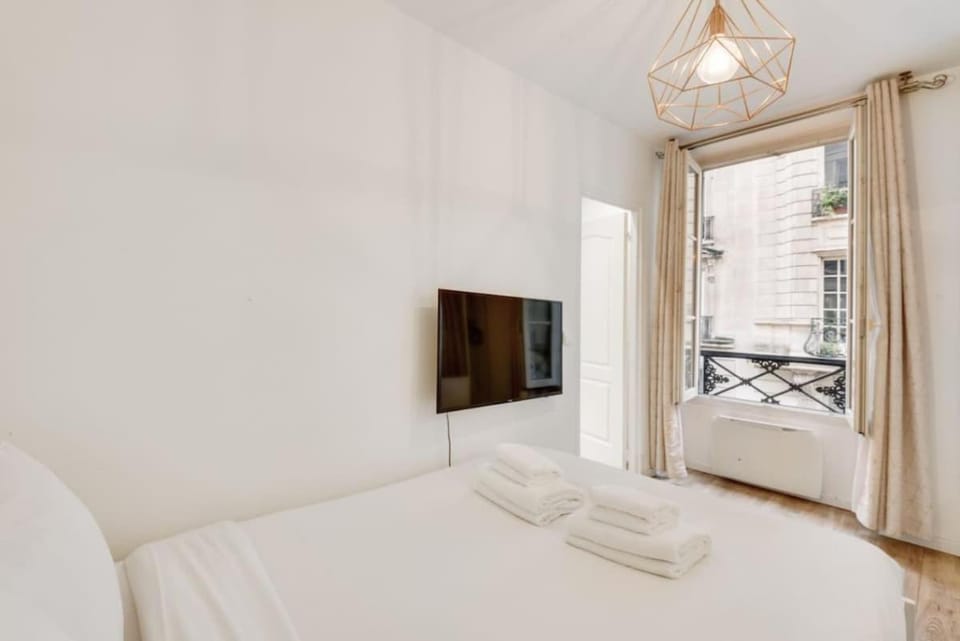 Apartment 4 people Malesherbes Parc Monceau Apartment in Paris