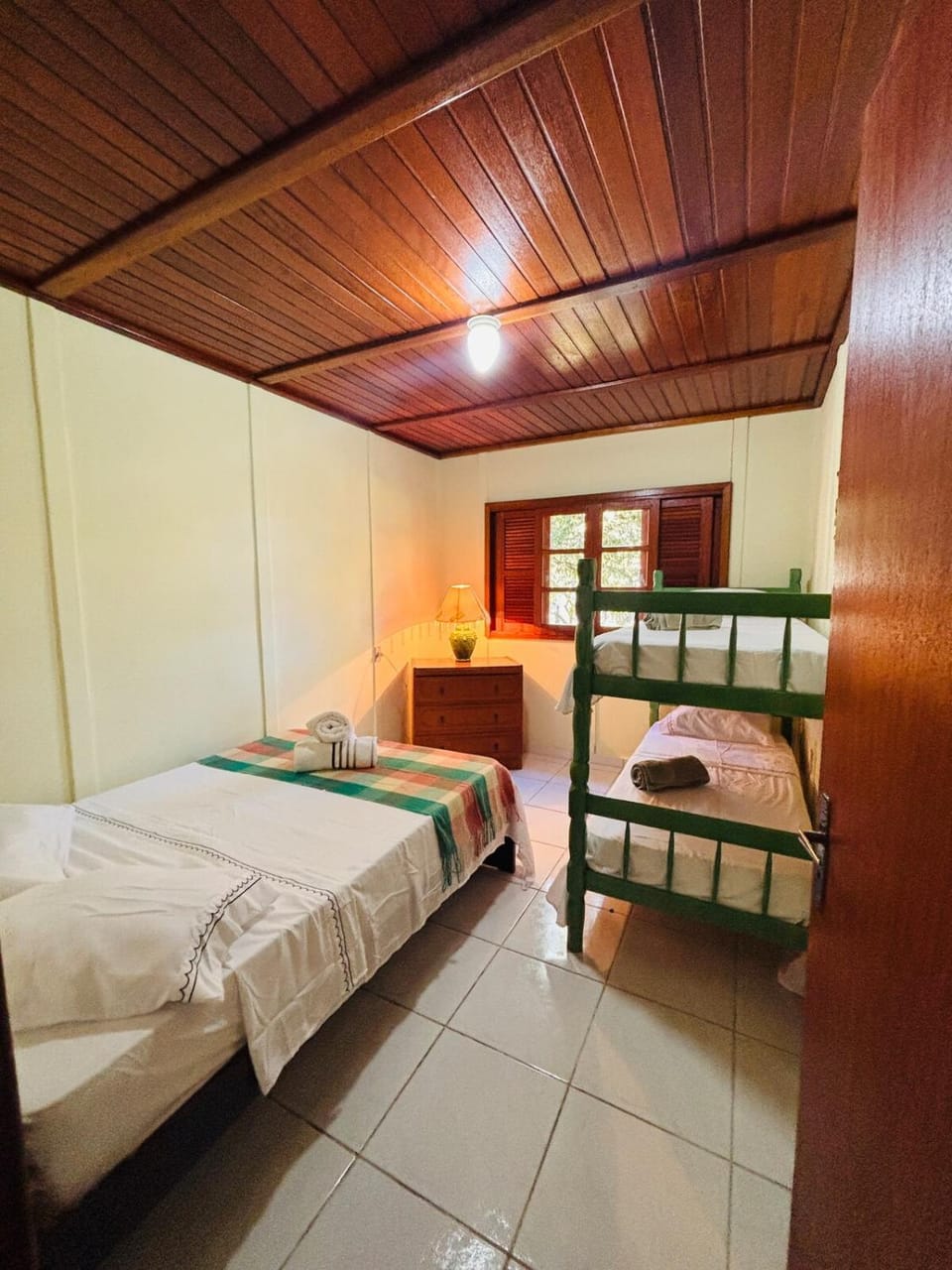 Bed, Bedroom, bunk bed