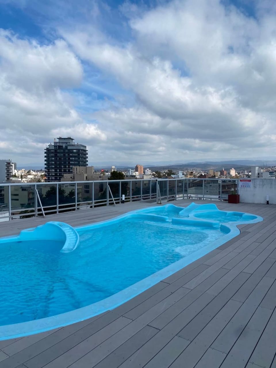 Departamento con pileta gran ubicación Carlos Paz Apartment in Villa Carlos Paz