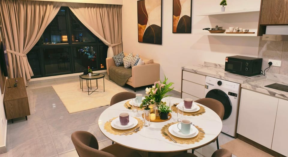 Living room, Seating area, Dining area