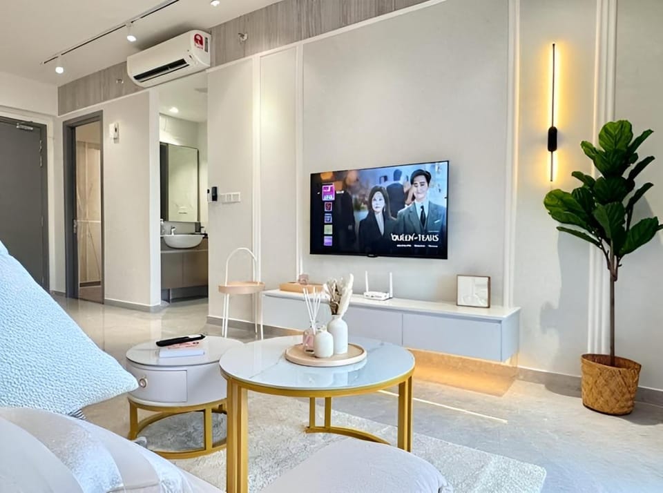 TV and multimedia, Living room, air conditioner