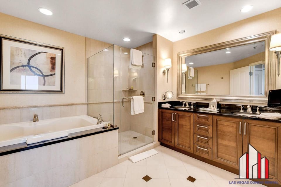 MGM Signature-14-704 Jacuzzi Studio House in Las Vegas Strip