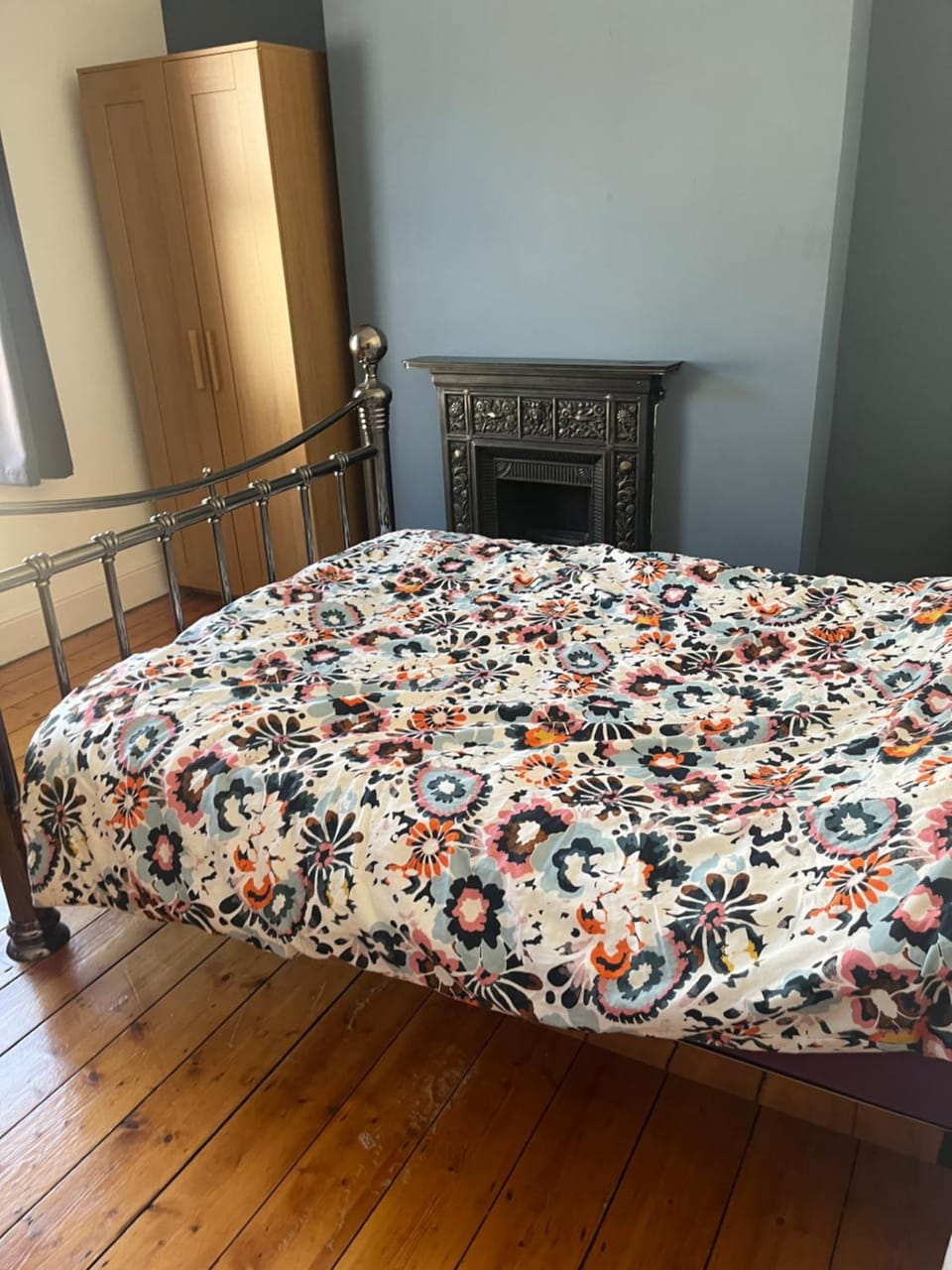 5 bedroom house near city centre House in Cardiff