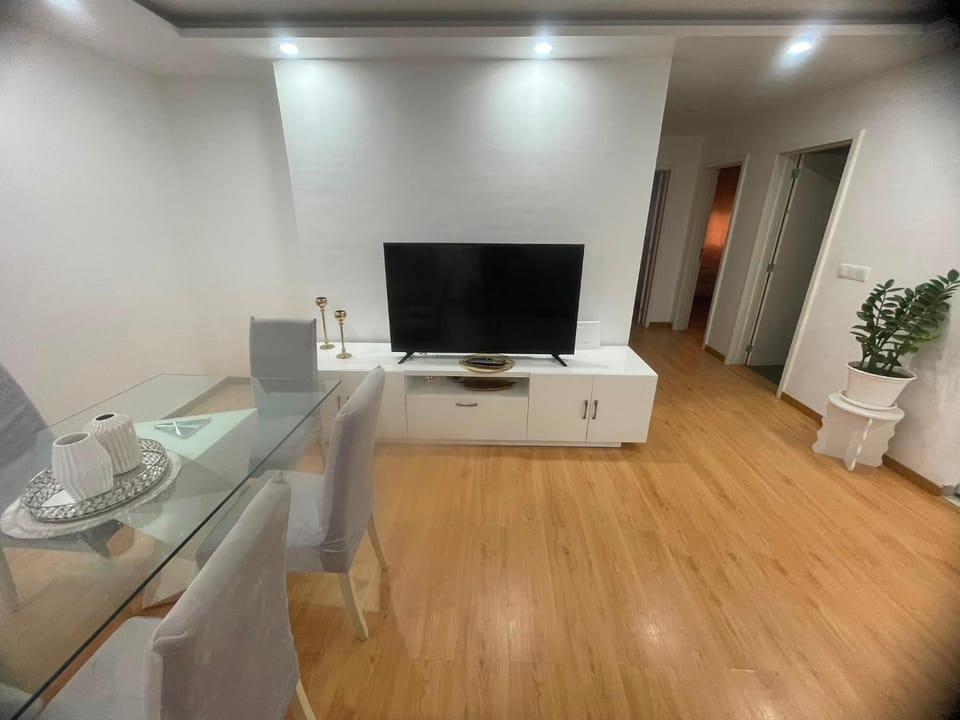 Communal lounge/ TV room, TV and multimedia