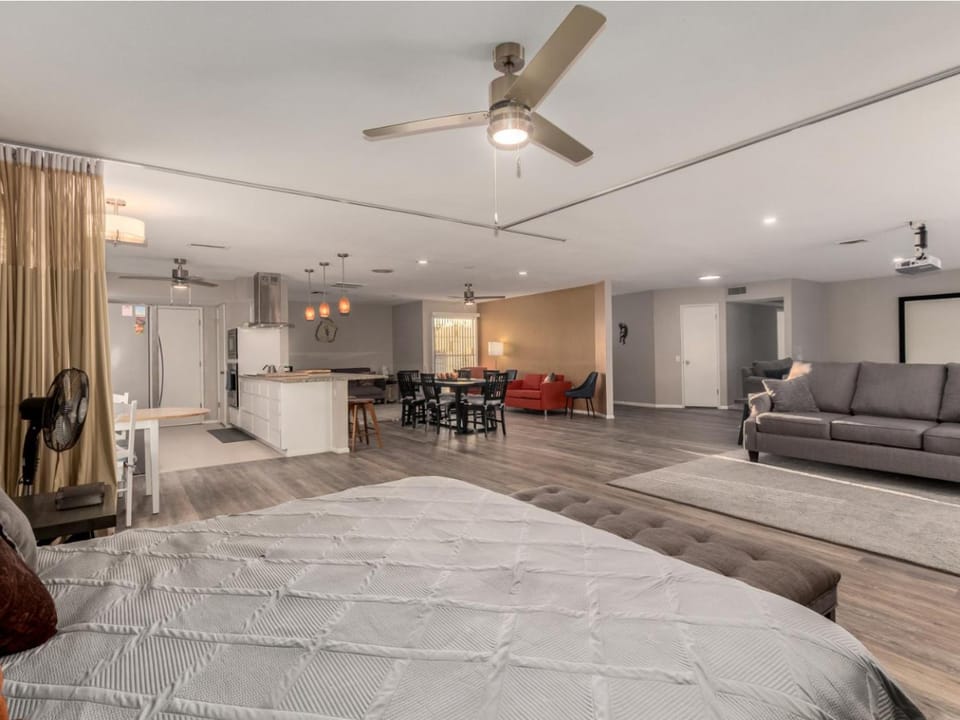 Super Sanctuary I 2 BR Ensuite, Patio, Sunrises House in Sun City West