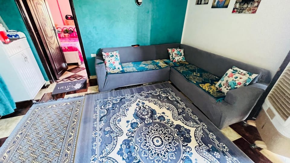 Stay with Amina for the Solar Eclipse Apartment in Luxor Governorate