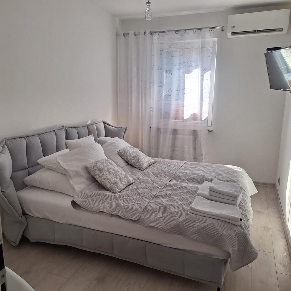 3 Pokoje przy porcie EKO-MARINA z tarasem do samodzielnego użytkowania Apartment in Poland