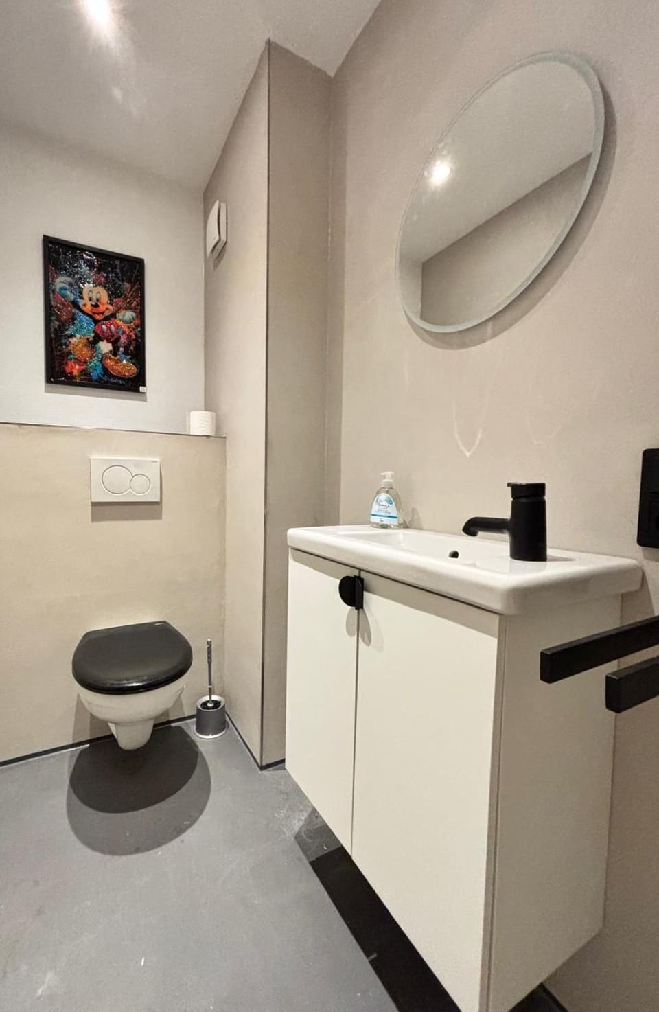 Toilet, Bathroom