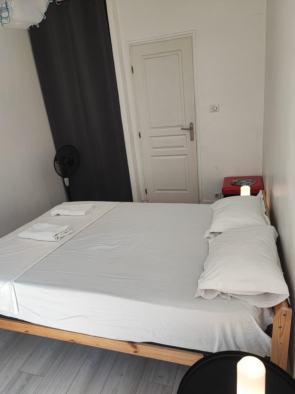 Chambre privée dans une résidence familiale Apartment in Nice