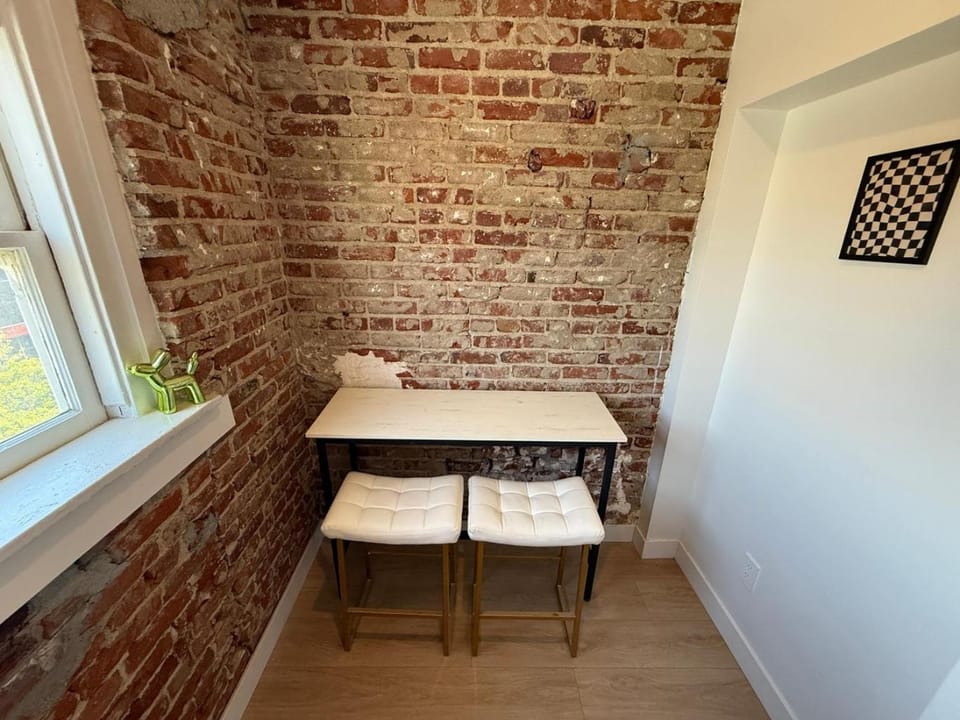 Newly Renovated Glendale Studio - #401 Apartment in Glendale