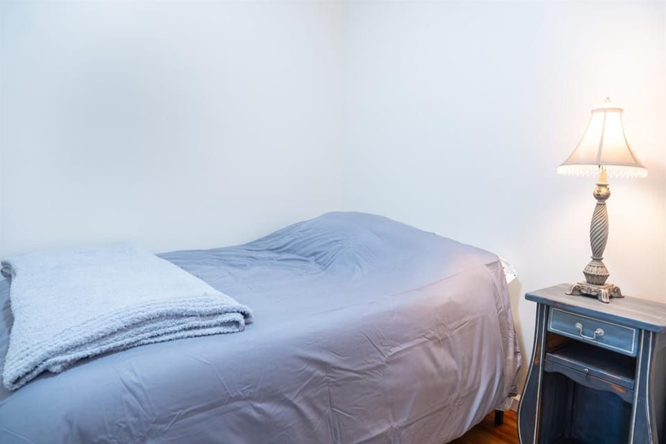 Ironworks Urban RetreatPet FriendlyRPIHospitals Apartment in Troy