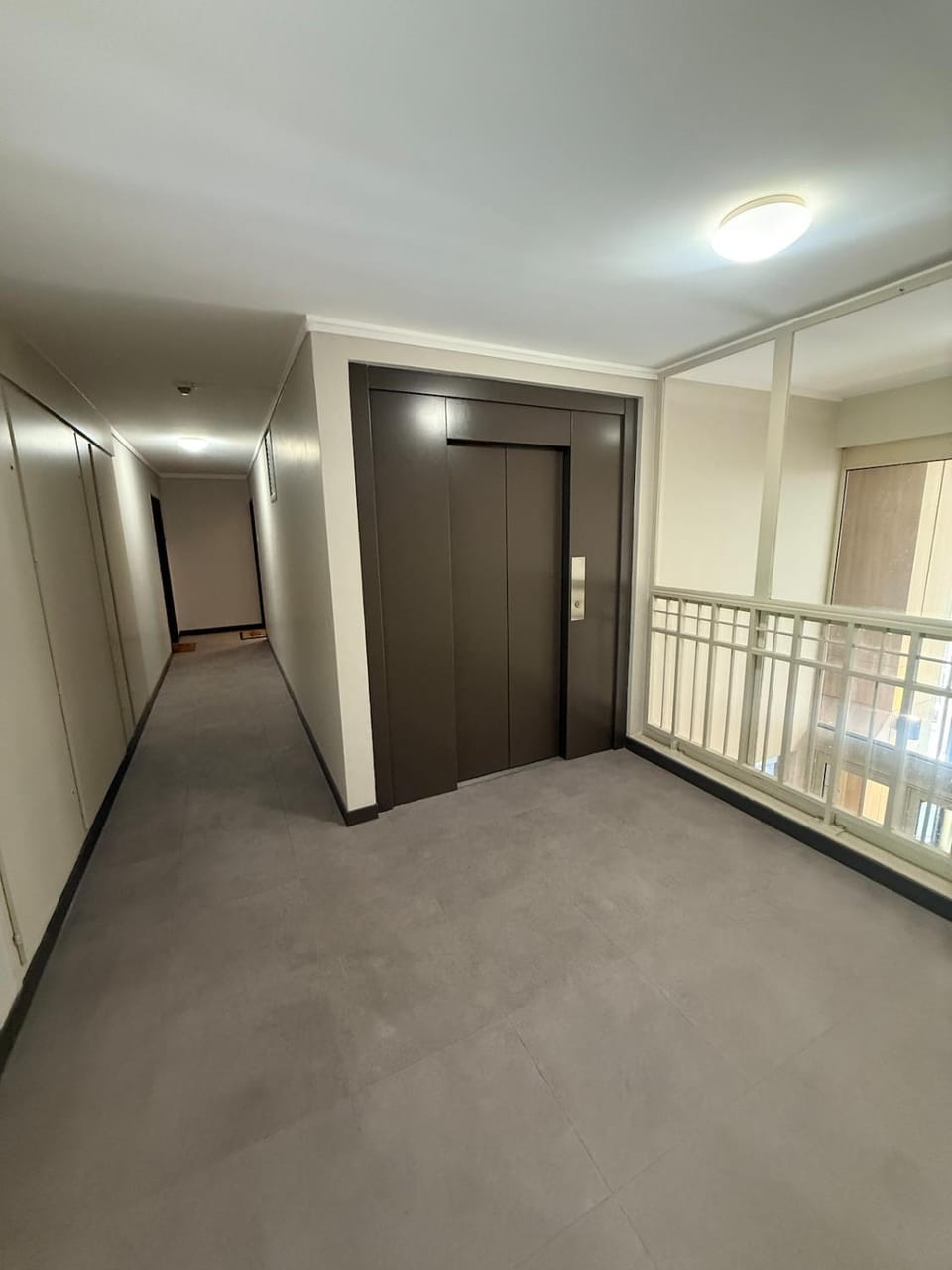 Quiet & Secure La Défense Paris 10 minutes Apartment in Puteaux