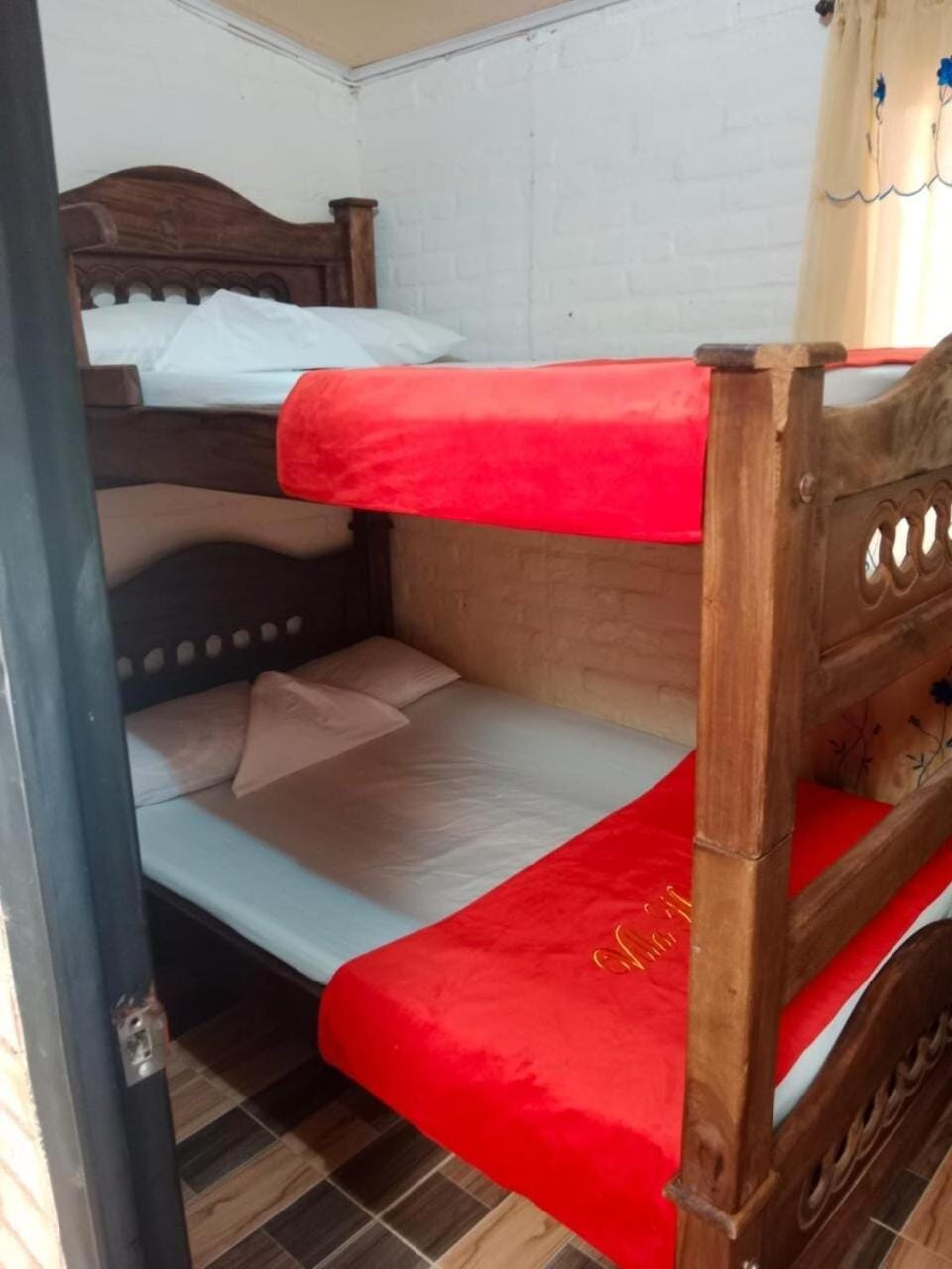Bed, bunk bed