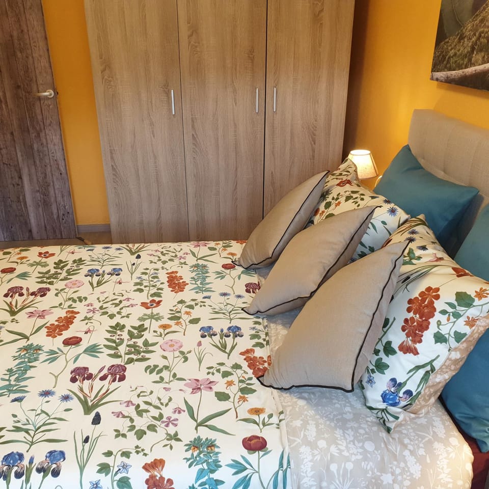 Comfy and Sunny Apartment near Barcelona Apartment in Vallès Occidental