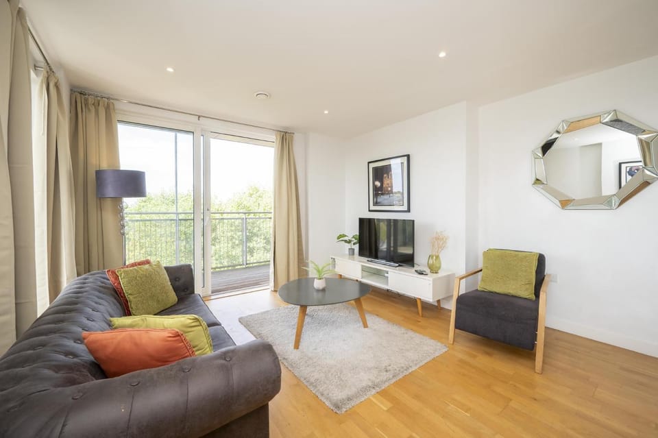 Living room, Other, Seating area, Evening entertainment