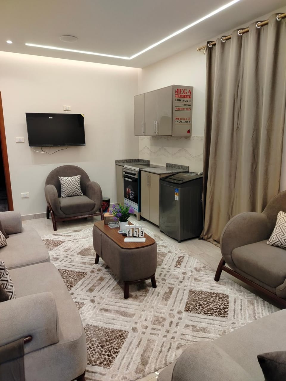 استوديو فندقي مكيف بالكامل بشارع الجلاء الرئيسي Apartment in Egypt