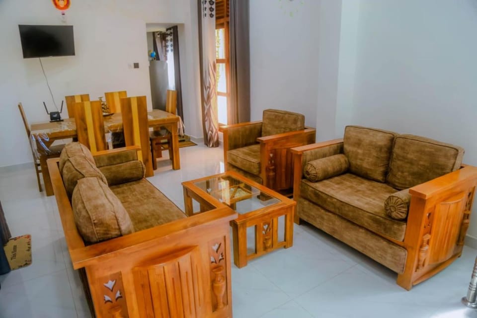 Ceylon crystal delight House in Southern Province