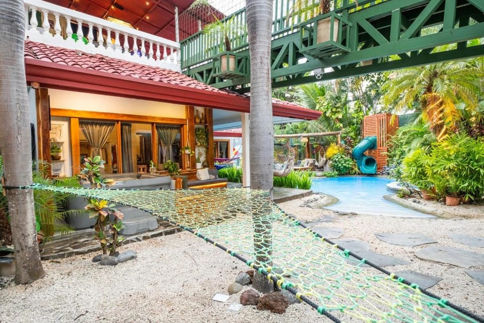 16Bed Compound Oasis DT Jaco Private Pool Hot-tub House in Jaco