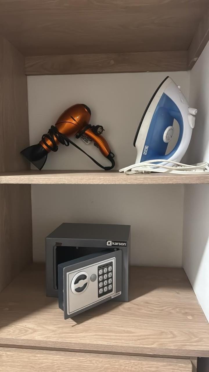 flat iron, hair dryier, safe
