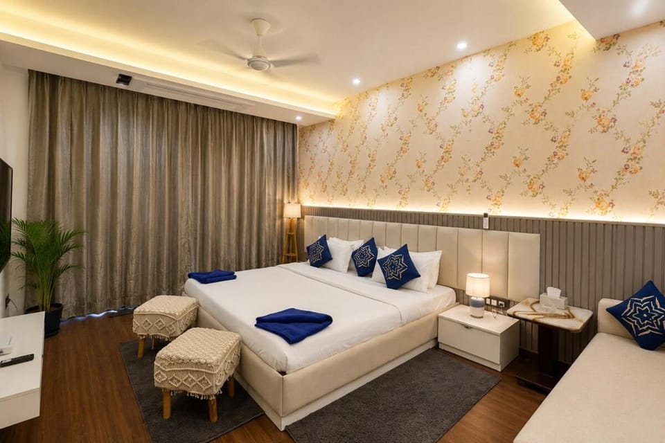 Couple-Friendly 1BHK, Near Doon Square, Dehradun Apartment in Dehradun
