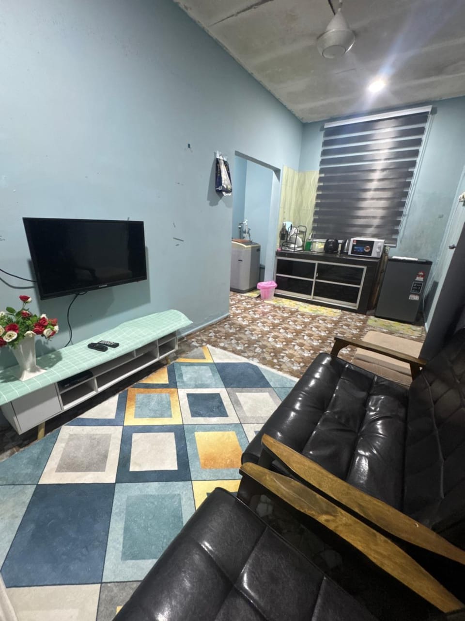 Communal lounge/ TV room, TV and multimedia, Living room, Seating area, Evening entertainment