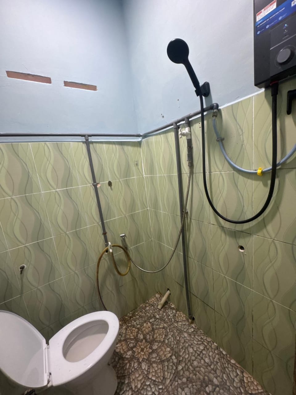 Shower, Toilet, Bathroom