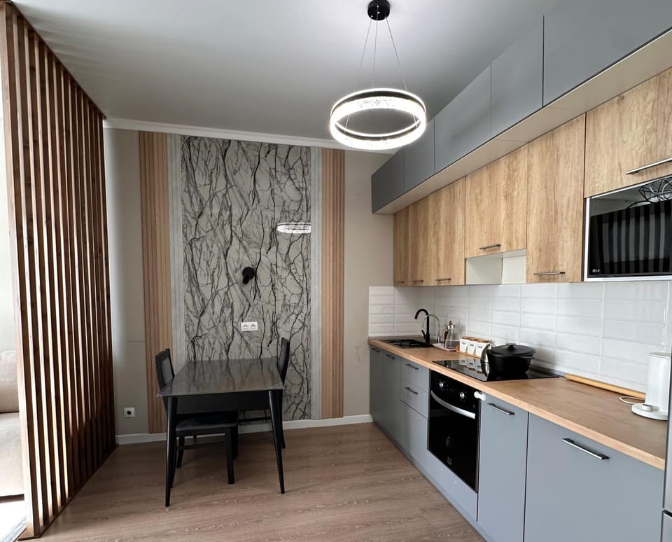 Апартаменты рядом с LRT, Ботаническим садом, EXPO и Barys Arena Apartment in Kazakhstan