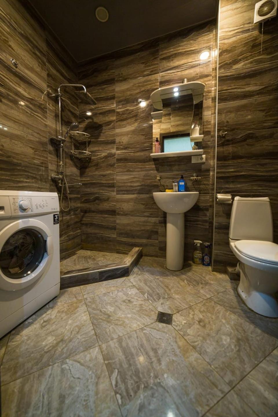 Shower, Toilet, Bathroom, washing machine