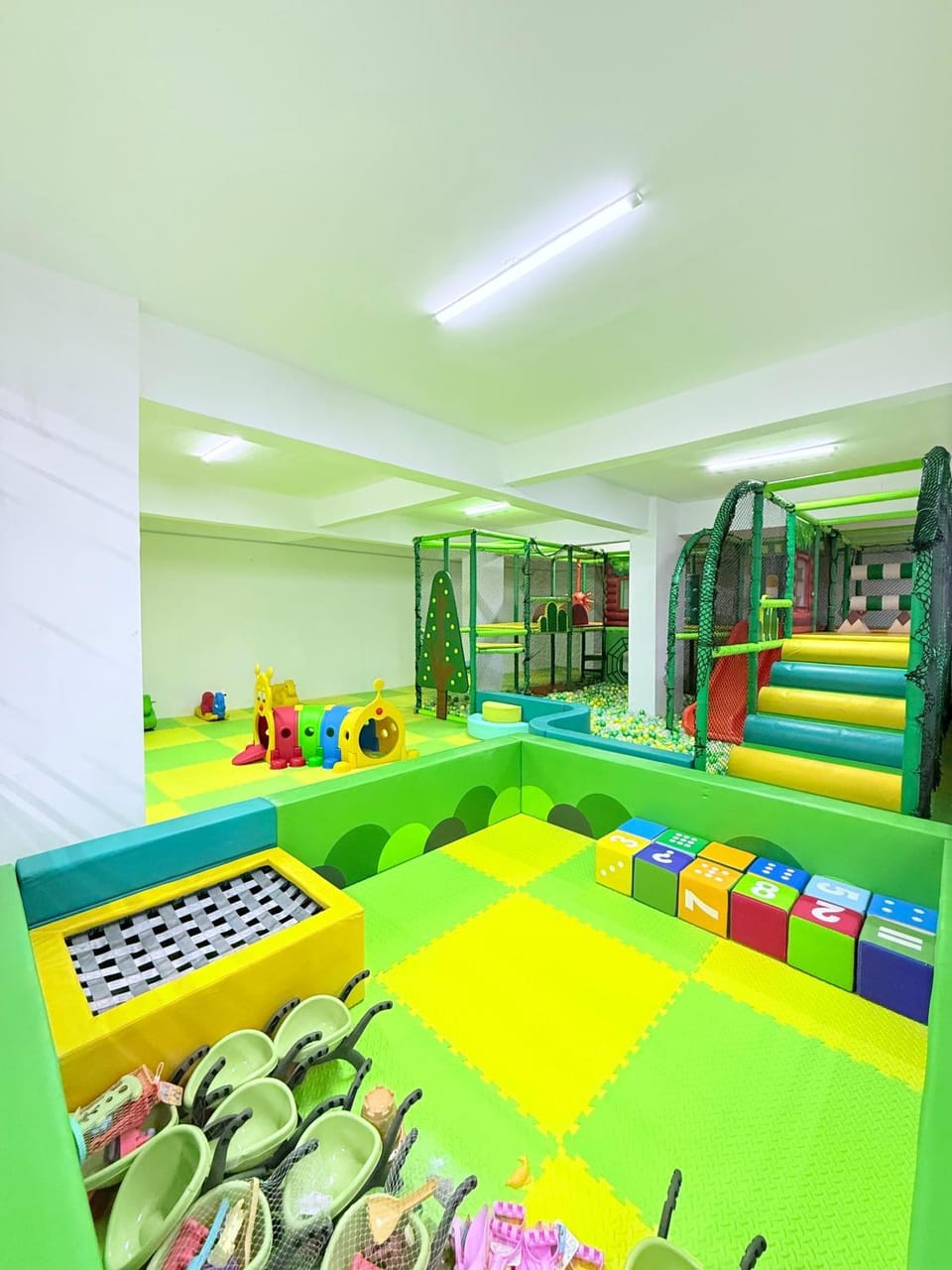 Luxury 2 Bed Apartment-Gym Pool and Rooftop View Apartment in Nairobi County