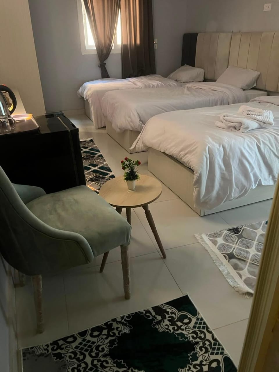 Bed, Living room, Photo of the whole room, Seating area, Bedroom