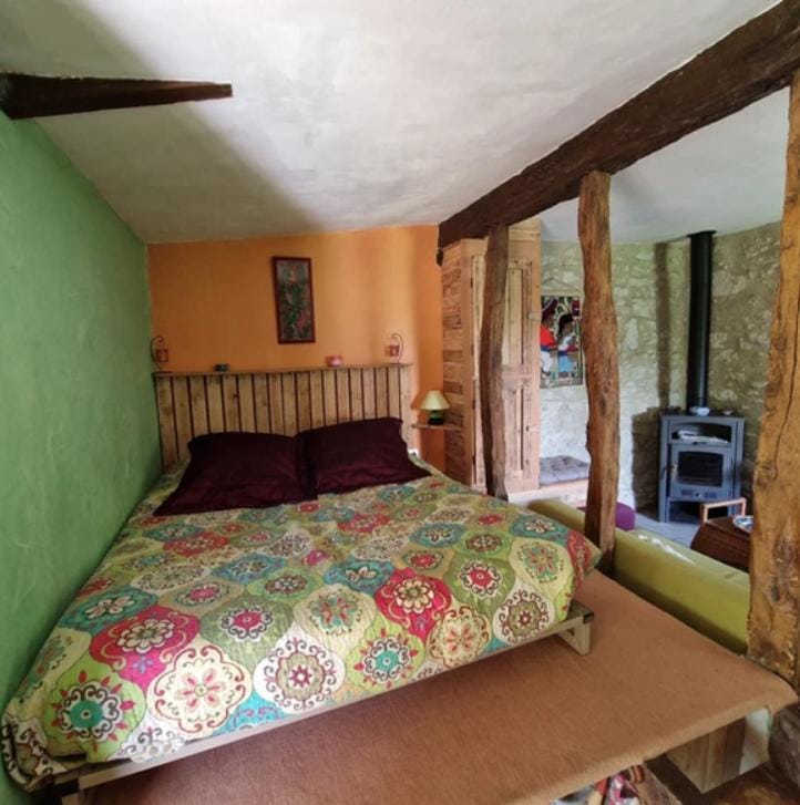 Bed, Bedroom