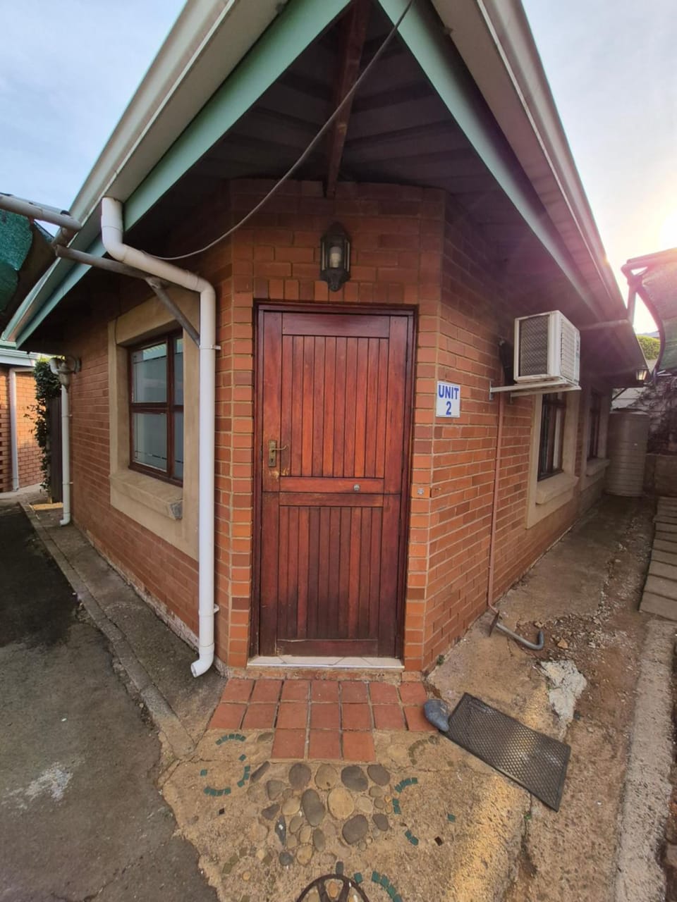 Property building, Day