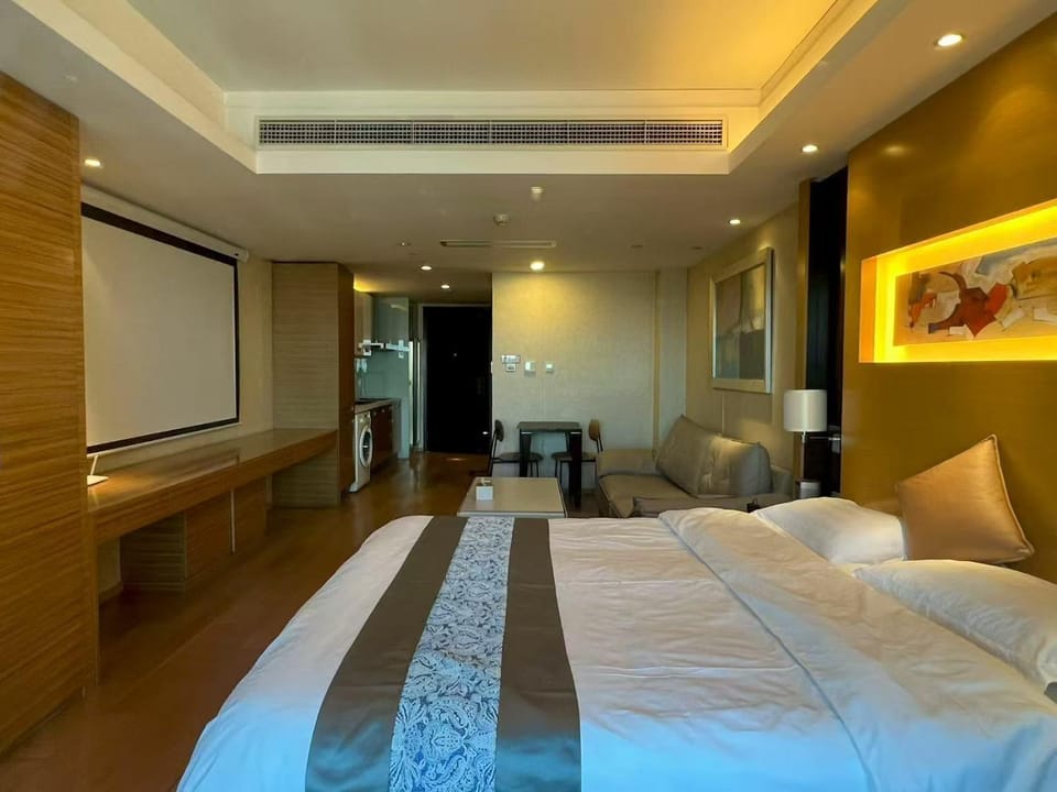 Bed, TV and multimedia, Bedroom, air conditioner