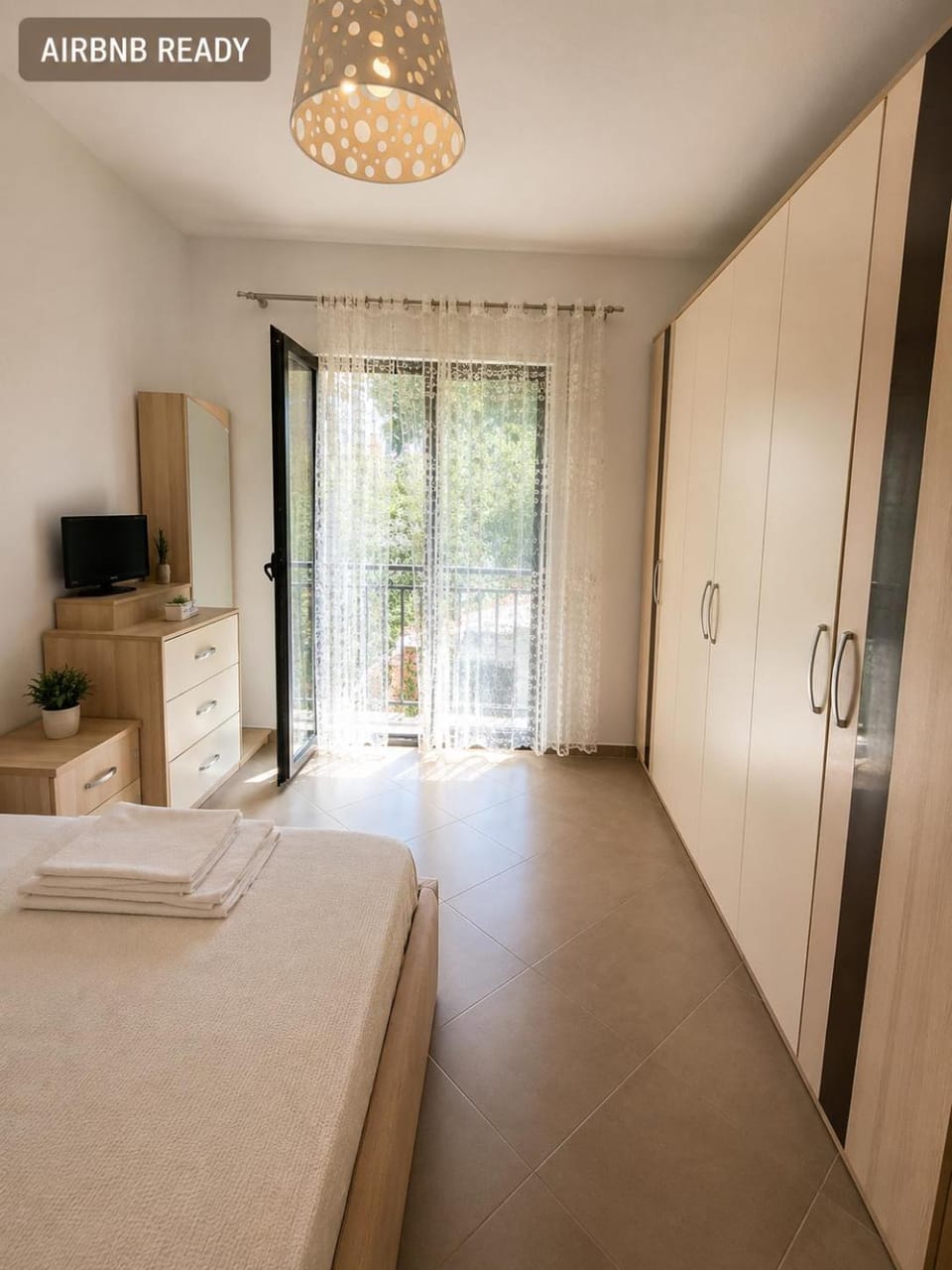 Tirana Sweet Studio Apartment in Tirana