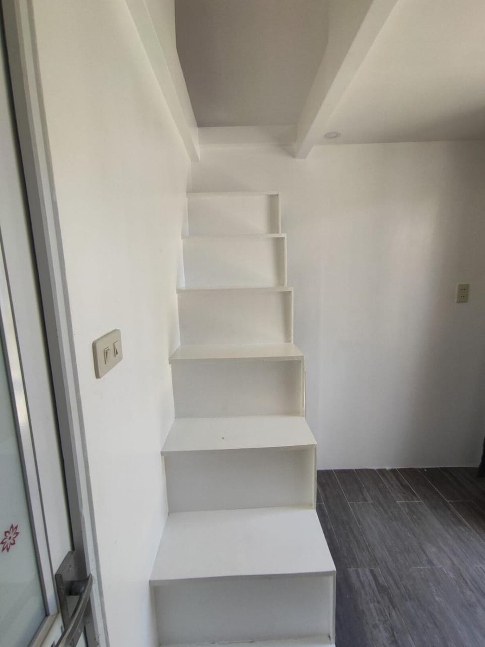 Laiya Tiny House Aquila 4pax Beach Resort in Calabarzon
