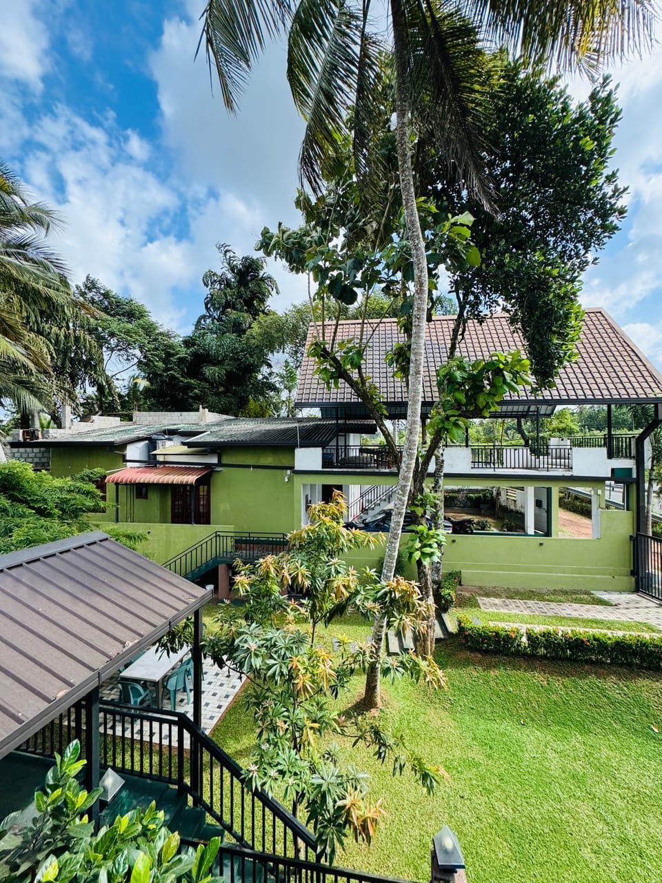 Planters Villa & Cabana Resort - Bandaragama Hotel in Western Province