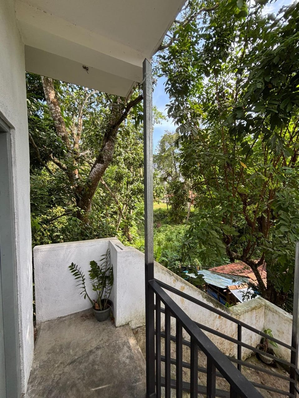 Grayish 83 Apartment in Southern Province