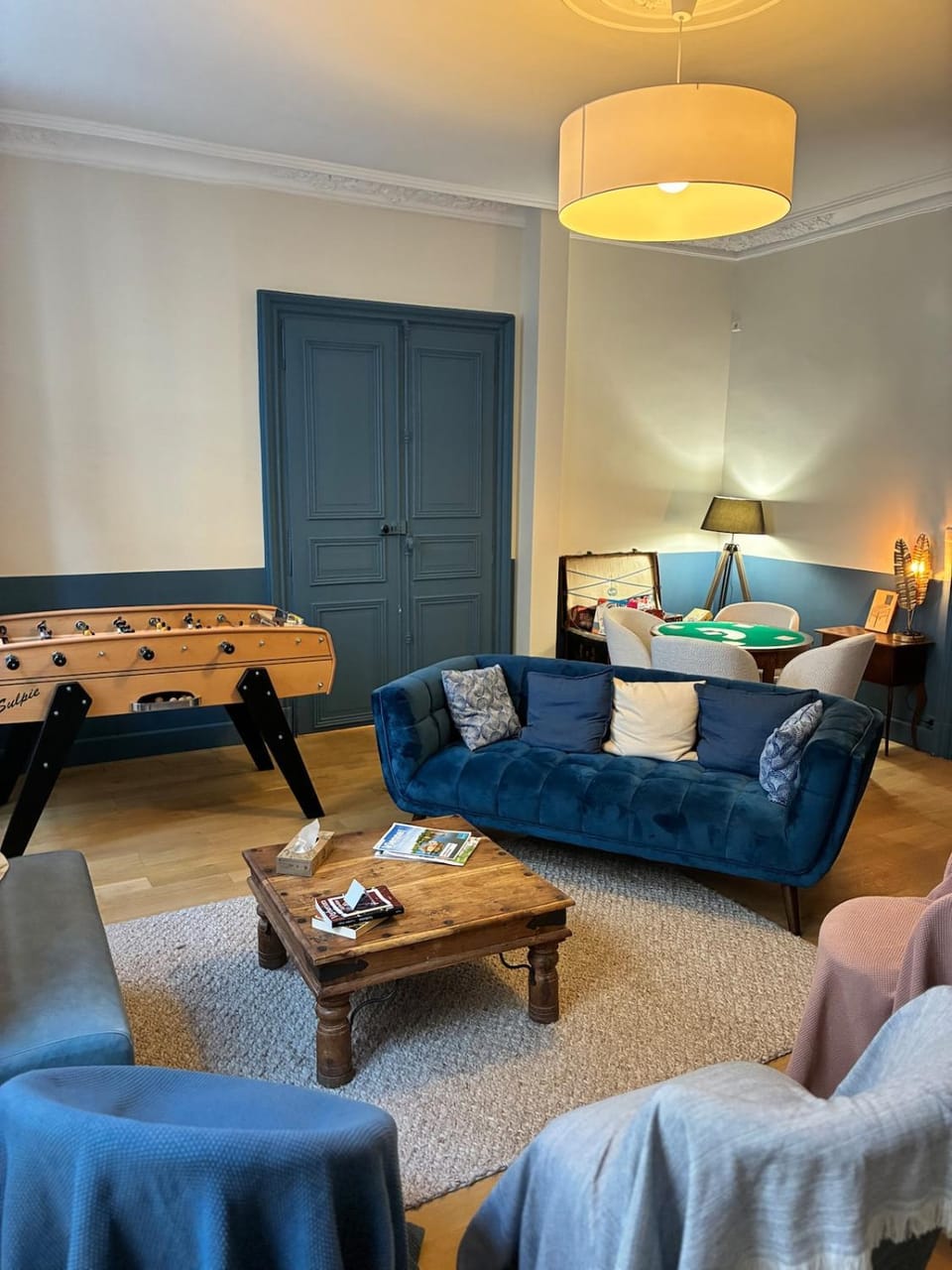 Game Room, Living room