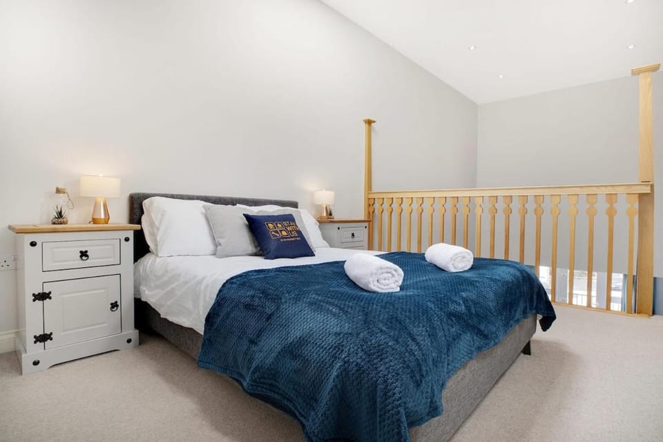 Duplex apartment close to A1 private car park Apartment in Darlington