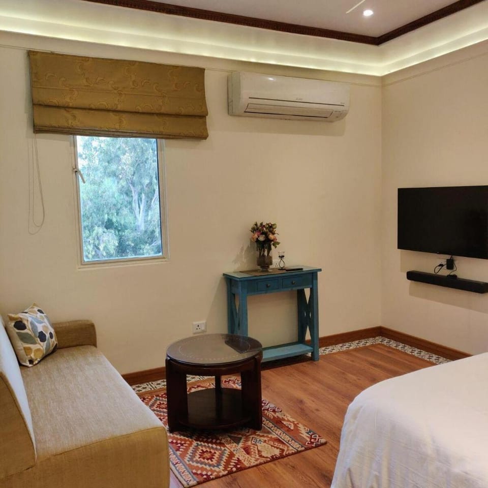 The Royal Charm 27 Residensia Apartment in New Delhi