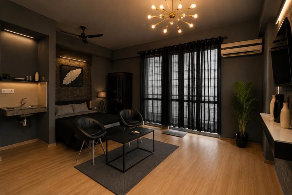Dlf Relax inn Stays Hotel in Lucknow