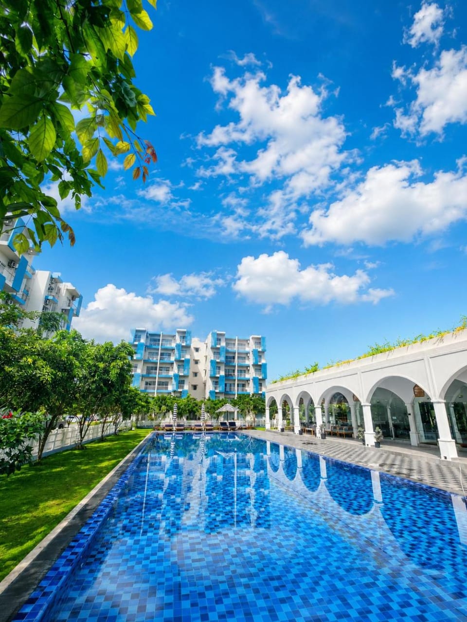 Clave - Santorini - 2BR - Deluxe Apartment in Negombo