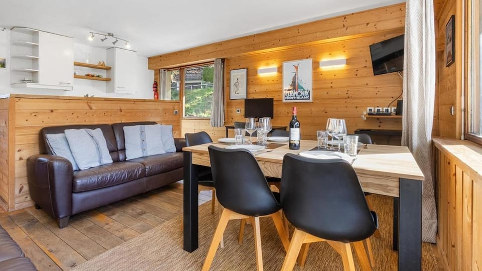 Barrats apt 3 - Mountain View & Great Location Apartment in Chamonix