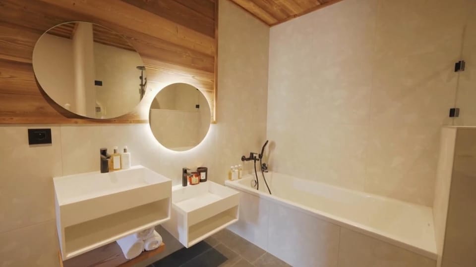 Apartamento - 4 Dormitorios - Sauna privada y Jacuzzi Apartment in Baqueira
