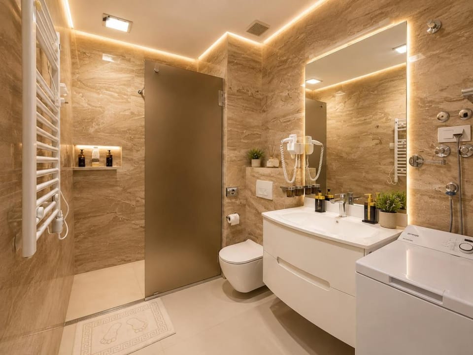 Shower, Toilet, Bathroom