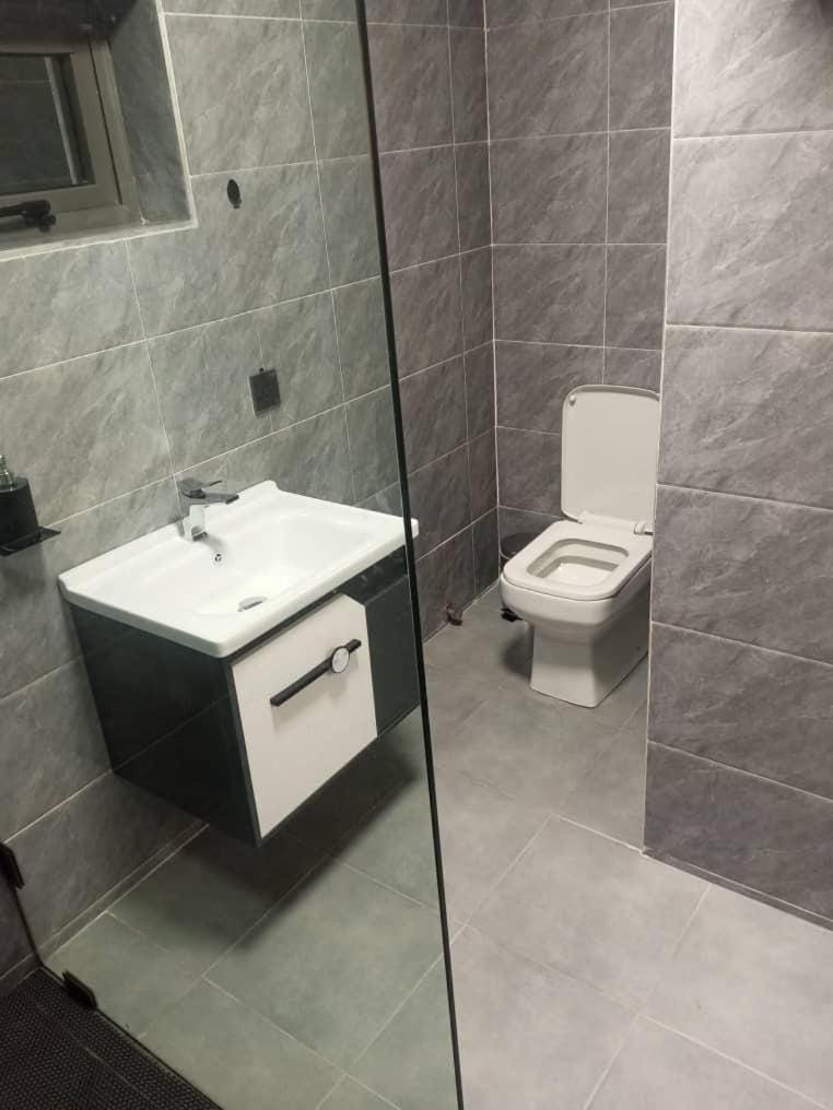 KOBS Inn Apartment hotel in Accra