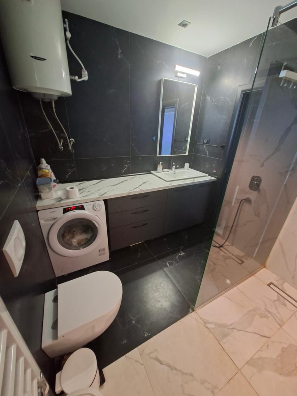 Toilet, Bathroom, washing machine