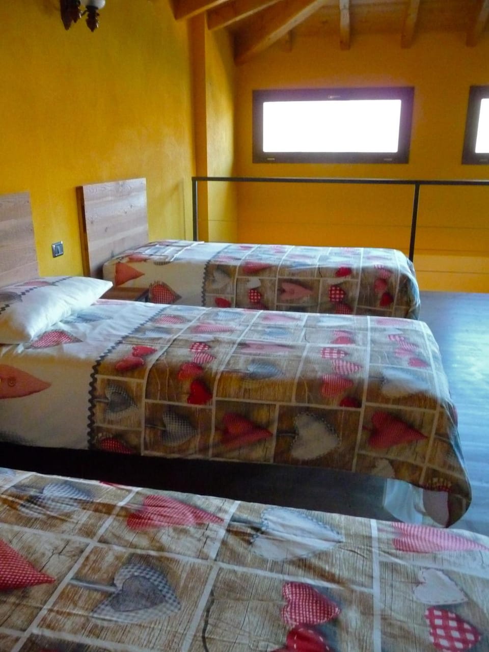 Day, Photo of the whole room