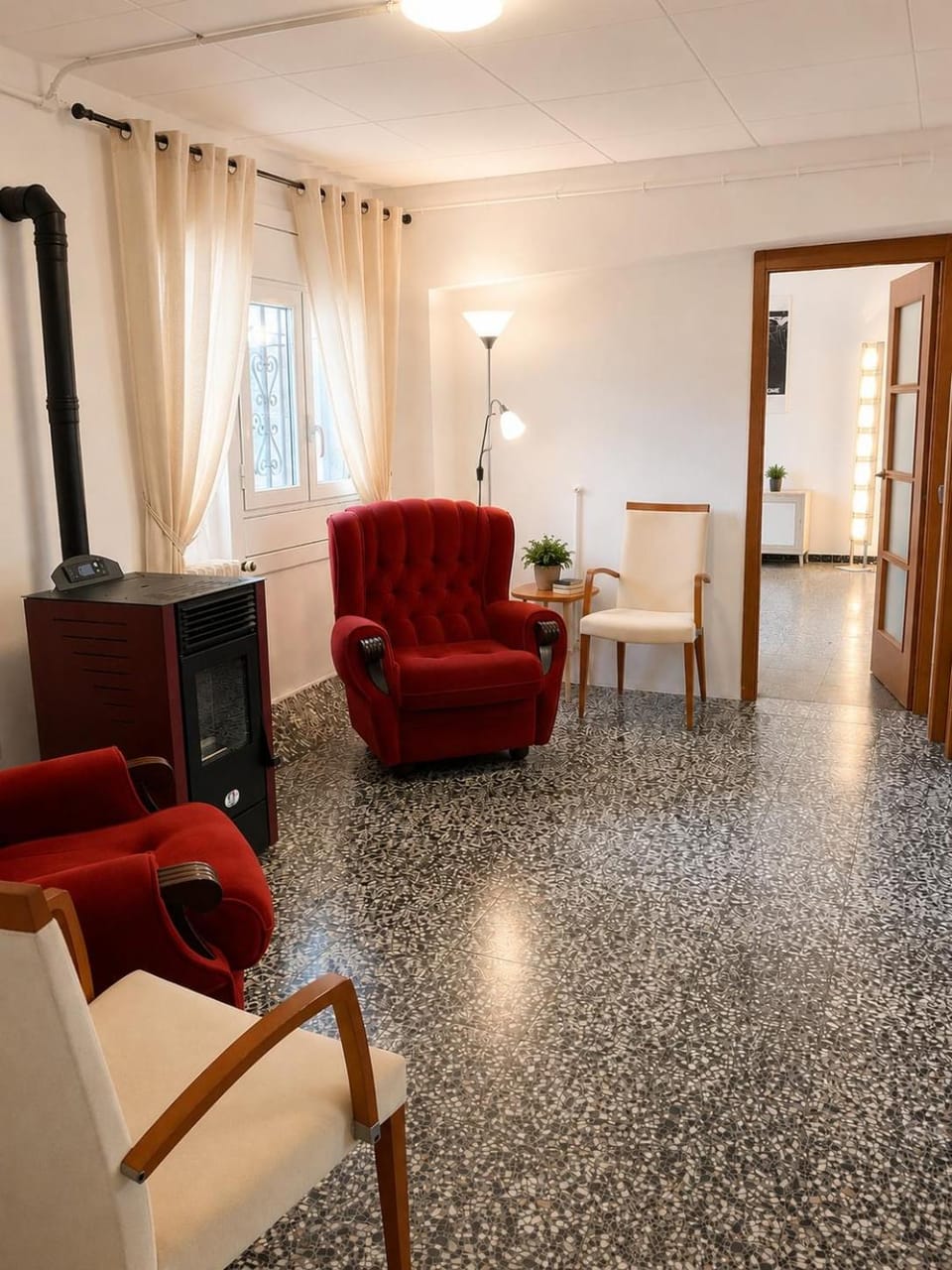 Living room, Seating area