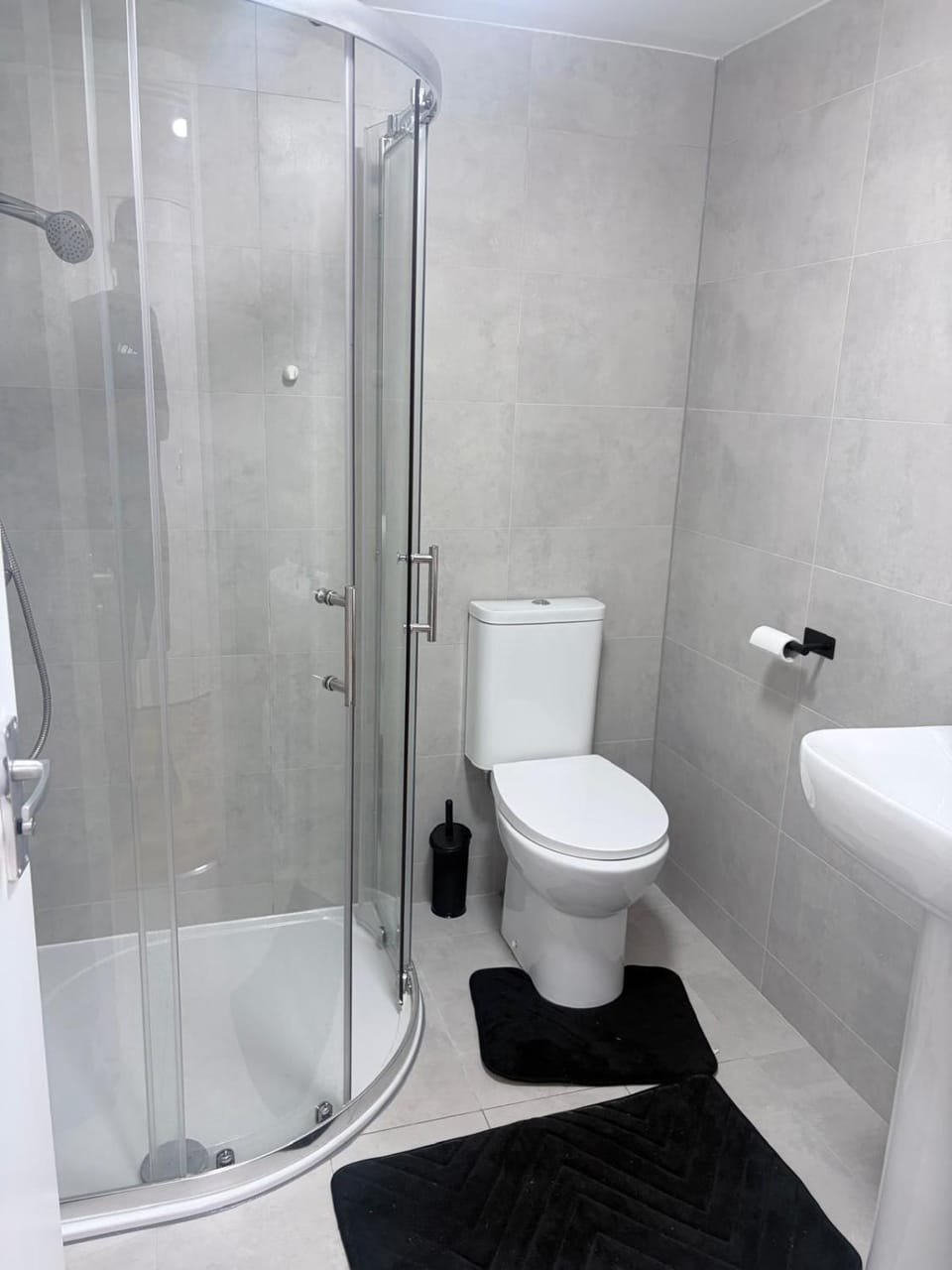 1 BR Apartment Near Luton Airport & Station Sleeps 3-4 Apartment in Luton